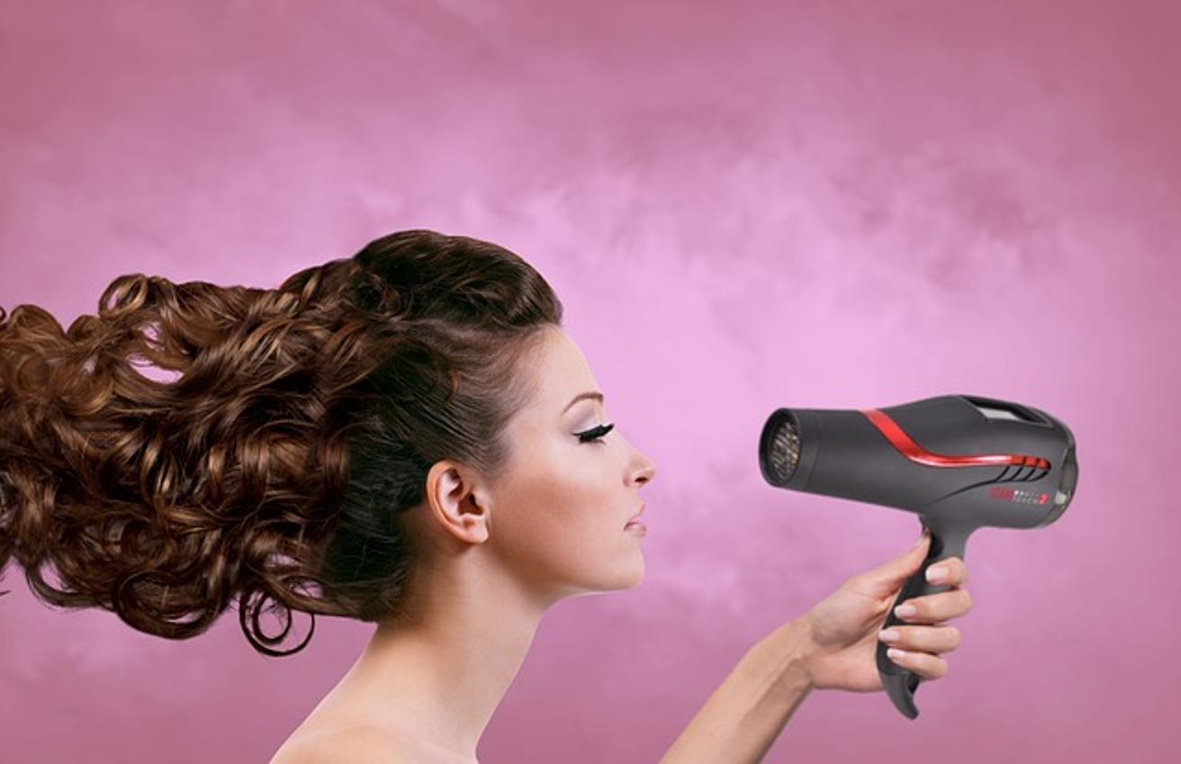 how to use a diffuser hair dryer